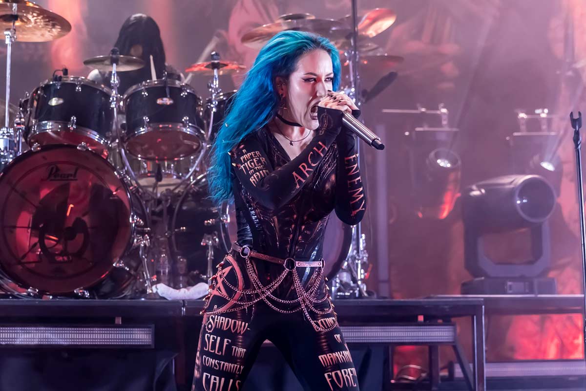 Arch Enemy - Eventim Apollo Hammersmith - 1 November 2025 Photo Robert SuttonMetalTalk | MetalTalk - Heavy Metal News Reviews and Interviews Arch Enemy - Eventim Apollo, Hammersmith - 1 November 2025. Photo: Robert Sutton/MetalTalk