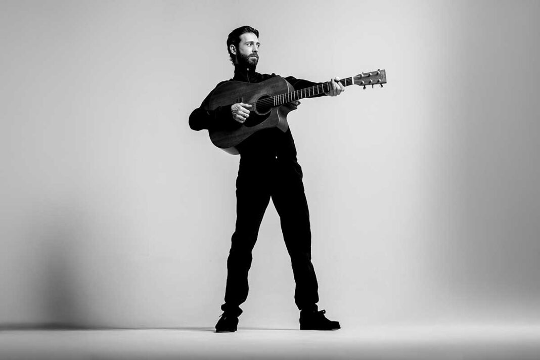 Laurence Jones - On My Own - Back To Basics Blues Pays Dividends