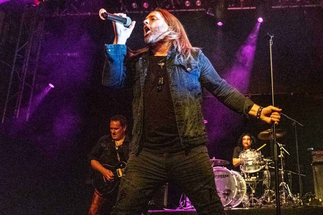 Andrew Freeman, Last In Line. Photo: Steve Ritchie/MetalTalk