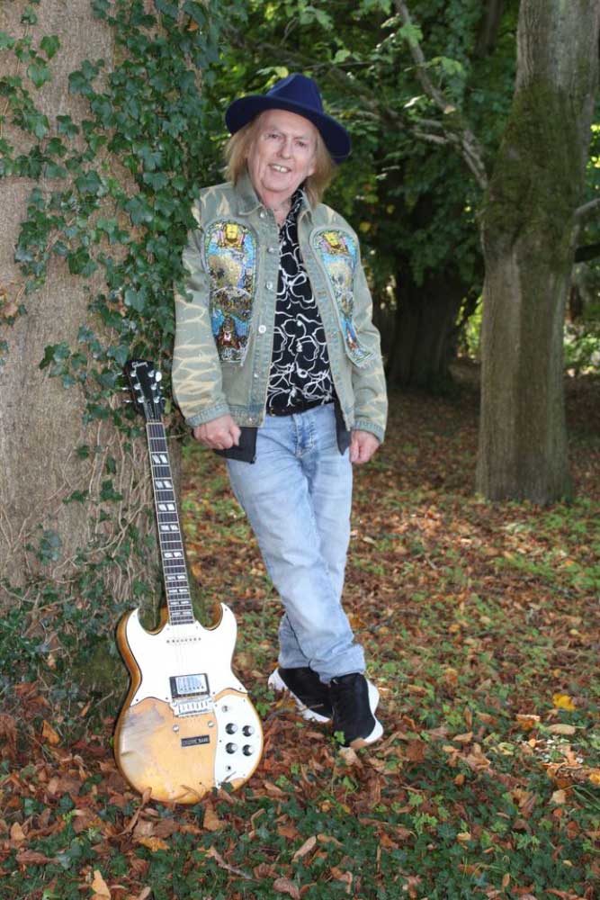 Dave Hill - Dirty Foot Lane will be released in October 2026 | MetalTalk - Heavy Metal News Reviews and Interviews Dave Hill - Dirty Foot Lane will be released in October 2026