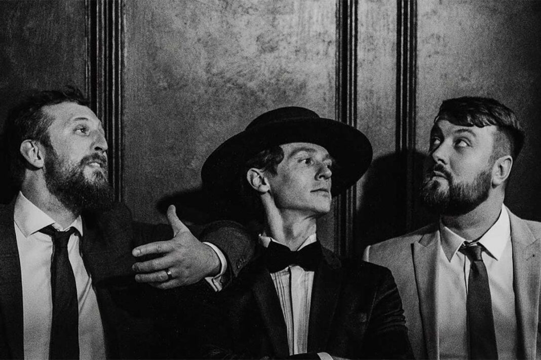 Lightning-Threads-Premiere-Fiery-New-Single-and-Video-Wild-One Blues-rock power trio Lightning Threads premiere new single and video Wild One at MetalTalk